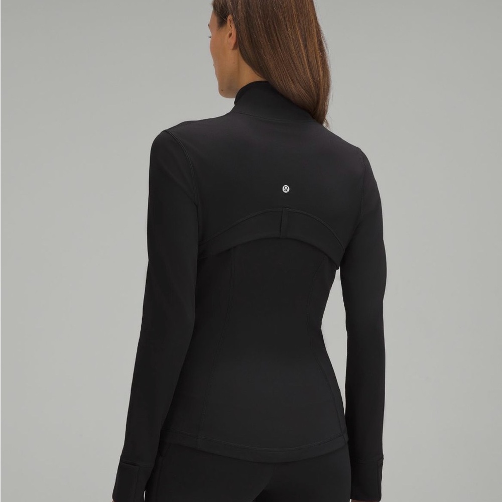 Lululemon Women’s Define jacket EUC BLACK size 8. - Picture 4 of 7